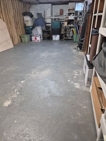 3 Avon Avenue, Port Jefferson Station, NY 11776