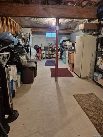 3 Avon Avenue, Port Jefferson Station, NY 11776