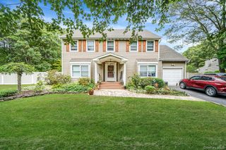 3 Avon Avenue, Port Jefferson Station, NY 11776