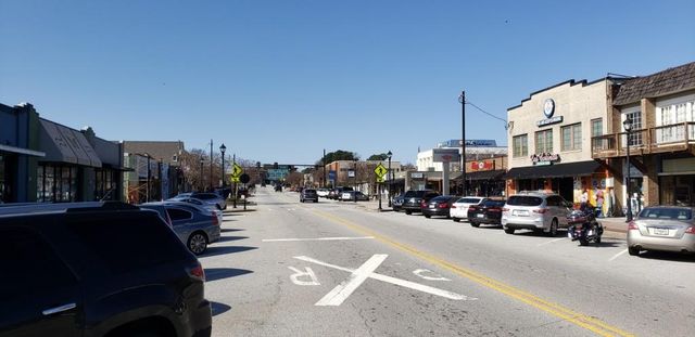 2462 Lehaven Drive, Tucker, GA 30084