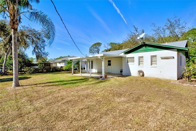 935 Galaxy Avenue, Sebring, FL 33875