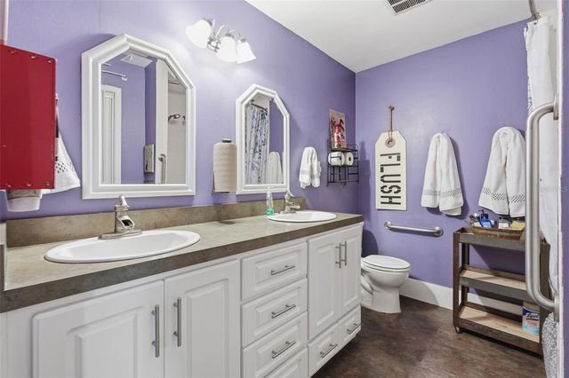 155 6TH STREET NE, Largo, FL 33770