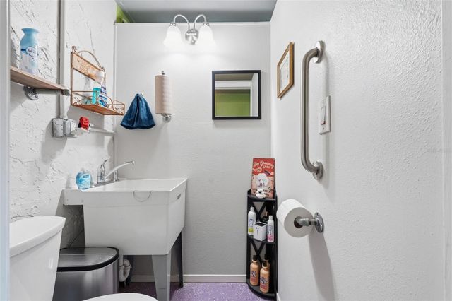 155 6TH STREET NE, Largo, FL 33770