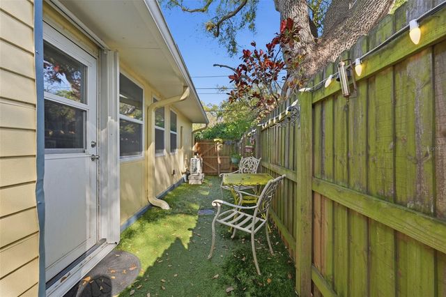 155 6TH STREET NE, Largo, FL 33770