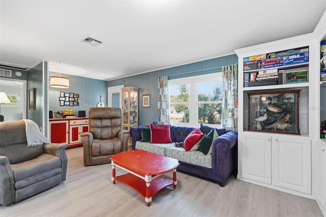 155 6TH STREET NE, Largo, FL 33770