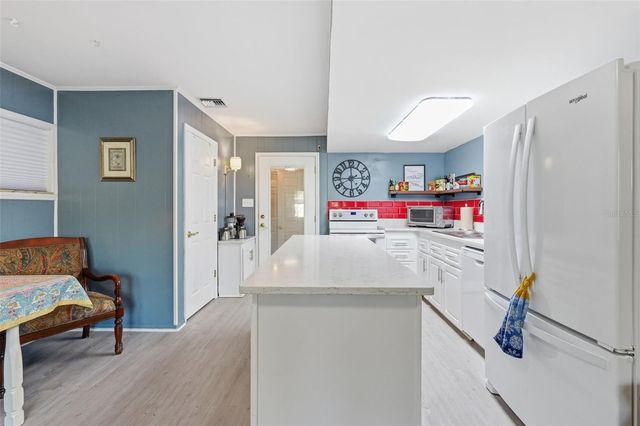 155 6TH STREET NE, Largo, FL 33770