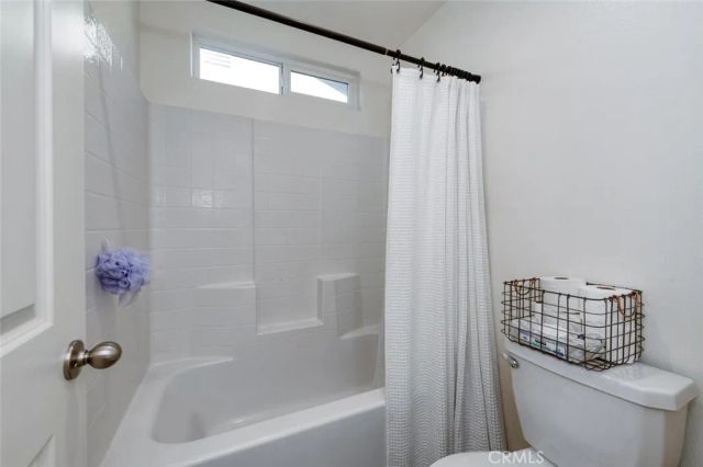 836 Winchell West, Madera, CA 93636