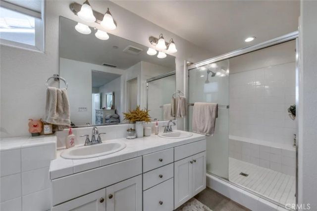 836 Winchell West, Madera, CA 93636