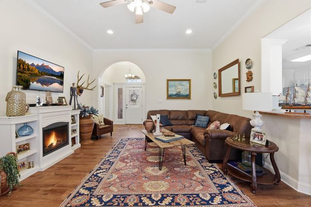 232 N Dixie Street, Brenham, TX 77833