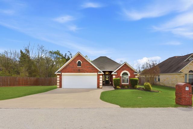 232 N Dixie Street, Brenham, TX 77833