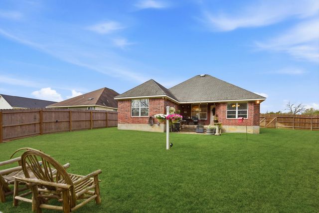 232 N Dixie Street, Brenham, TX 77833