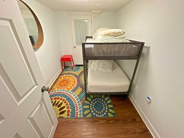 130 W 8th St 1, Boston, MA 02127