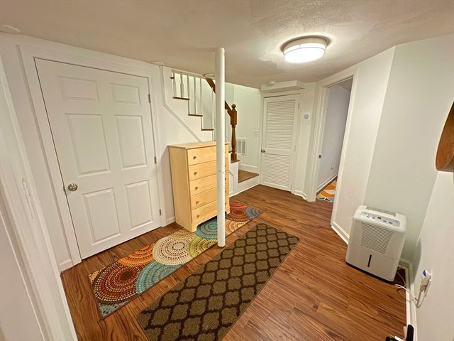 130 W 8th St 1, Boston, MA 02127