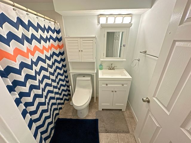 130 W 8th St 1, Boston, MA 02127