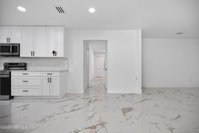 1407 GRANDVIEW Drive, Jacksonville, FL 32211