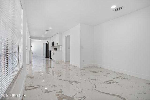 1407 GRANDVIEW Drive, Jacksonville, FL 32211