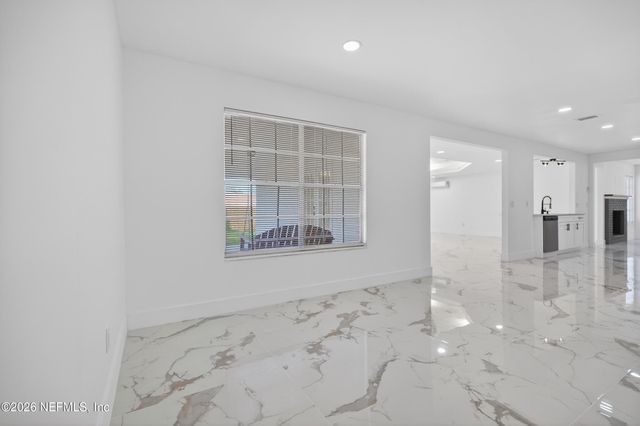 1407 GRANDVIEW Drive, Jacksonville, FL 32211