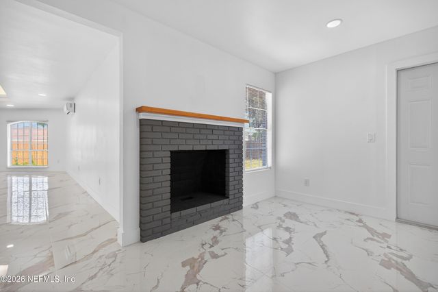 1407 GRANDVIEW Drive, Jacksonville, FL 32211