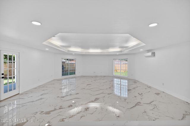 1407 GRANDVIEW Drive, Jacksonville, FL 32211