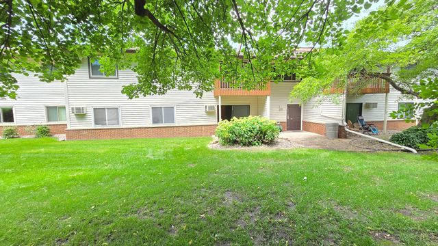 3919 Foss Road 101, Saint Anthony, MN 55421