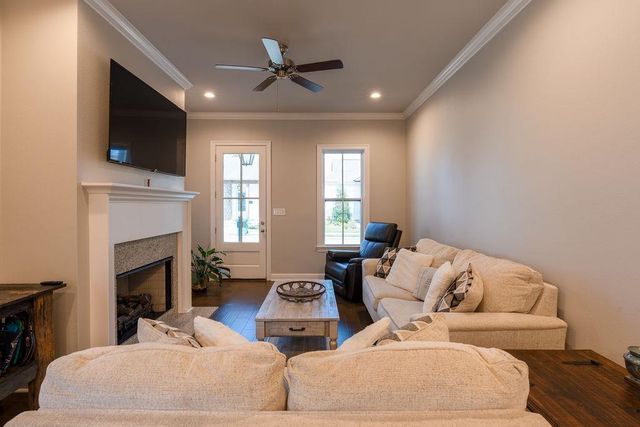 172 Royal Oak Boulevard, Thibodaux, LA 70301