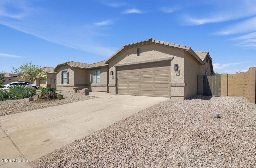22180 W ASHLEIGH MARIE Drive, Buckeye, AZ 85326 — photo 2