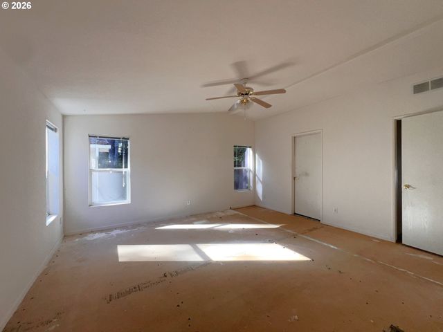 55769 PROSPER JUNCTION Rd, Bandon, OR 97411