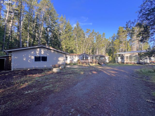 55769 PROSPER JUNCTION Rd, Bandon, OR 97411