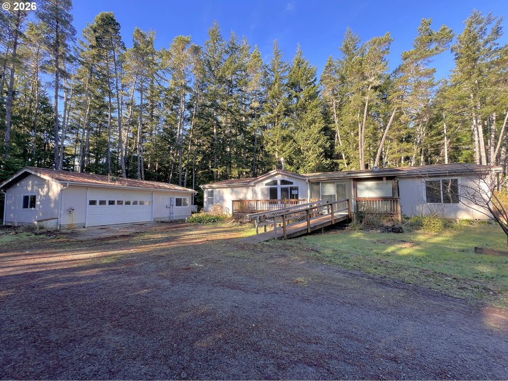 55769 PROSPER JUNCTION Rd, Bandon, OR 97411
