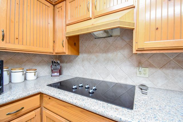 1510 Michael Street, El Campo, TX 77437