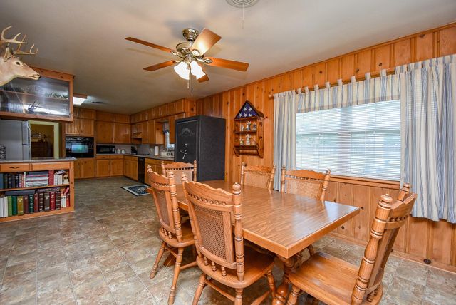 1510 Michael Street, El Campo, TX 77437