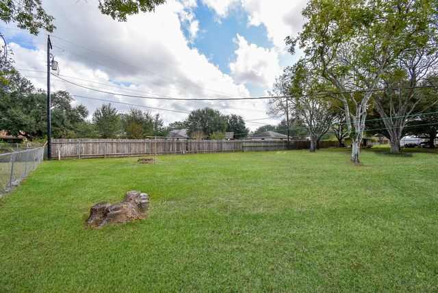 1510 Michael Street, El Campo, TX 77437