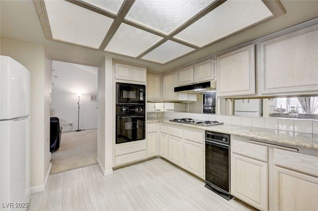 666 Cervantes Drive, Henderson, NV 89014