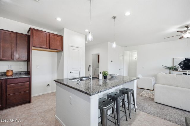 41602 W CALIENTE Drive, Maricopa, AZ 85138