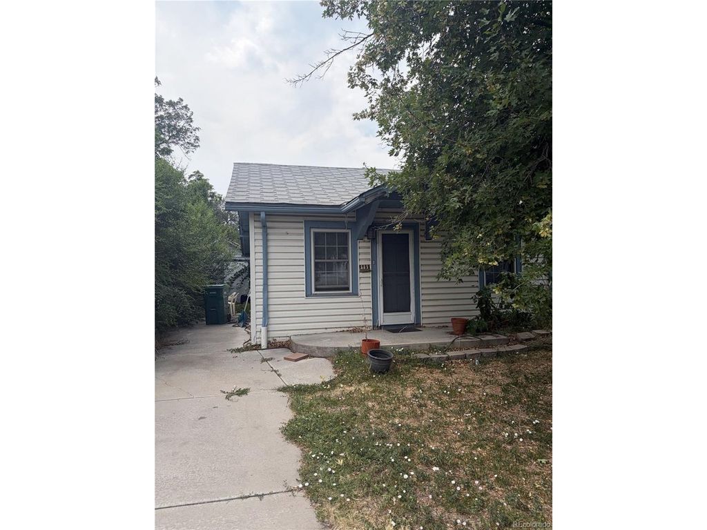 2827 S Cherokee St, Englewood, CO 80110