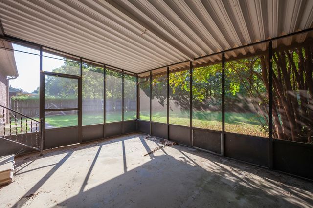 62 Beth Pl, Jackson, TN 38305