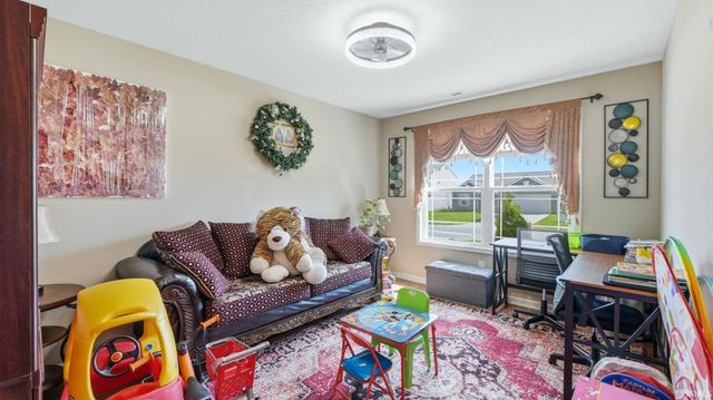 5076 Redwall Rim Passageway, Fort Wayne, IN 46808