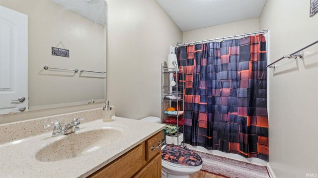 5076 Redwall Rim Passageway, Fort Wayne, IN 46808