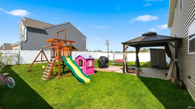5076 Redwall Rim Passageway, Fort Wayne, IN 46808