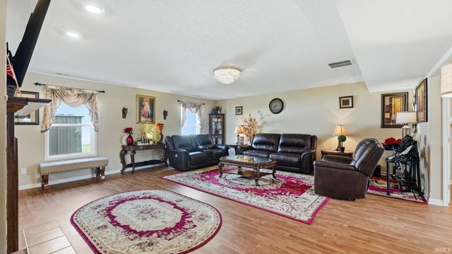 5076 Redwall Rim Passageway, Fort Wayne, IN 46808