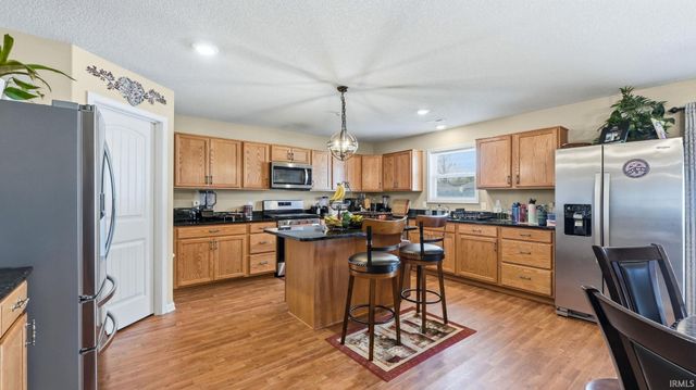 5076 Redwall Rim Passageway, Fort Wayne, IN 46808
