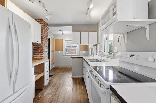 1315 W 50th Terrace, Kansas City, MO 64112
