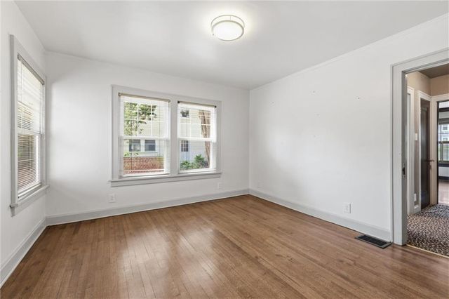 1315 W 50th Terrace, Kansas City, MO 64112