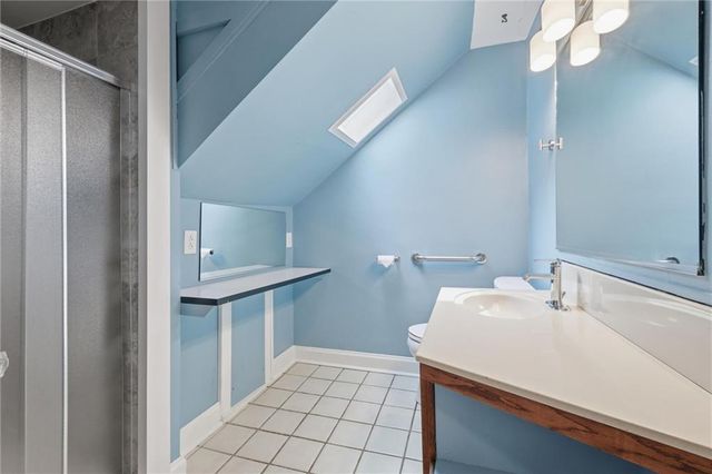 1315 W 50th Terrace, Kansas City, MO 64112