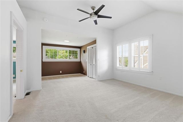1315 W 50th Terrace, Kansas City, MO 64112