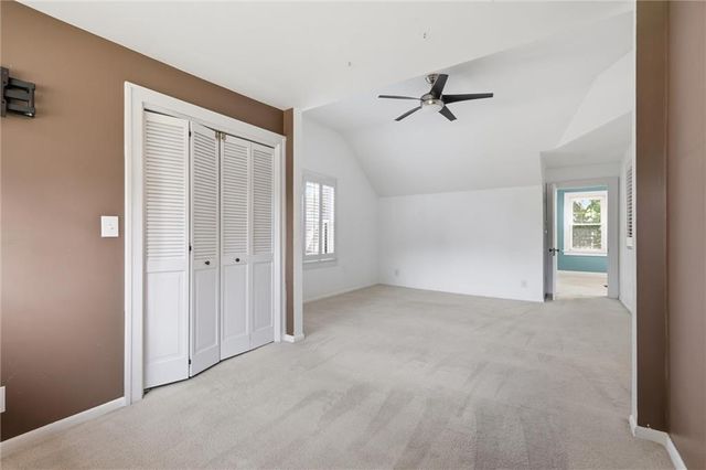 1315 W 50th Terrace, Kansas City, MO 64112