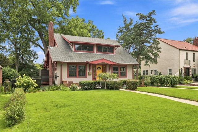 1315 W 50th Terrace, Kansas City, MO 64112