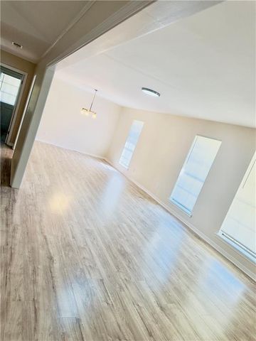 6350 Bay Road, Mobile, AL 36605