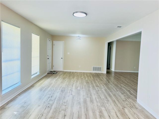 6350 Bay Road, Mobile, AL 36605