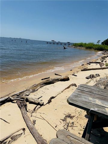 6350 Bay Road, Mobile, AL 36605